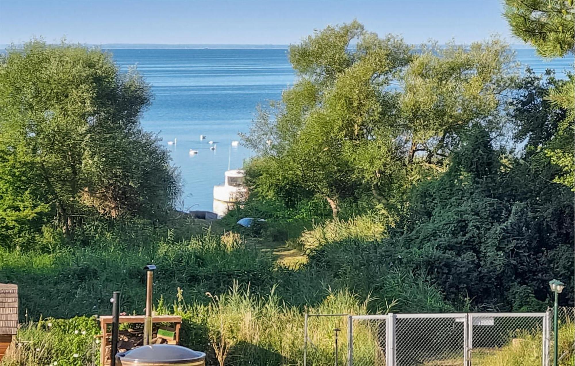 In With View Wolin